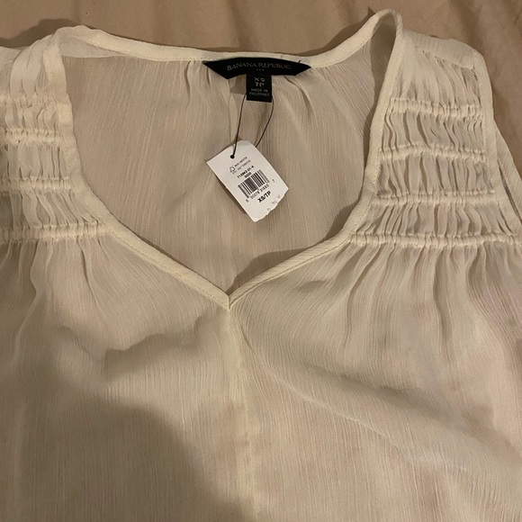 Sheer flow top - Picture 2 of 5